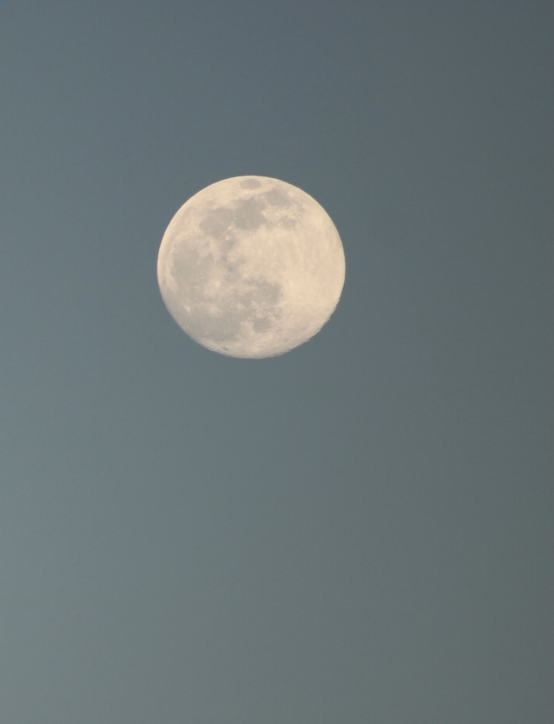 Luna del gusano desde Burgos