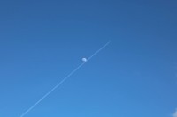 Luna y avión